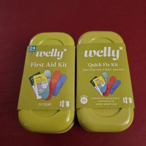 Set of 2 Welly First Aid 24 Piece Kit